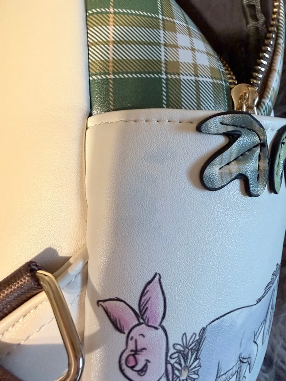 Danielle Nicole Disney Winnie the Pooh Boxlunch exclusive mini backpack - Picture 8 of 10